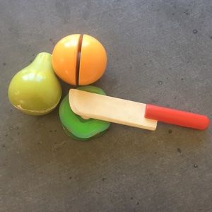 Wooden food for cutting practice